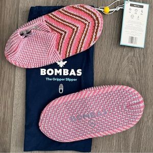 NWT Bombas Women’s Pink Gripper Slippers Size Medium